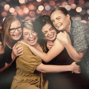 Meet your Posher, Maecy